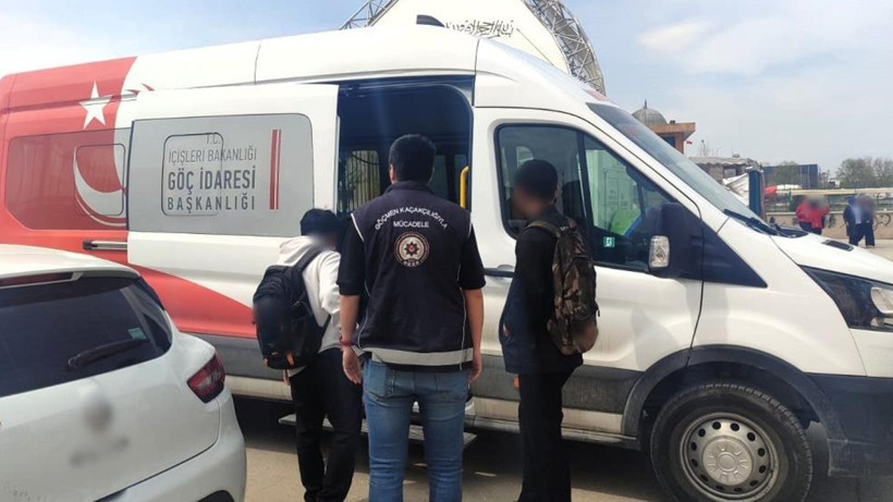 Afyonkarahisar'da Düzensiz Göçmen Operasyonu! 7 Gözaltı