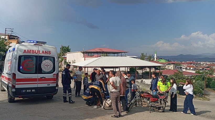 Motoru Devrilen Yaşlı Adam Hastanelik Oldu