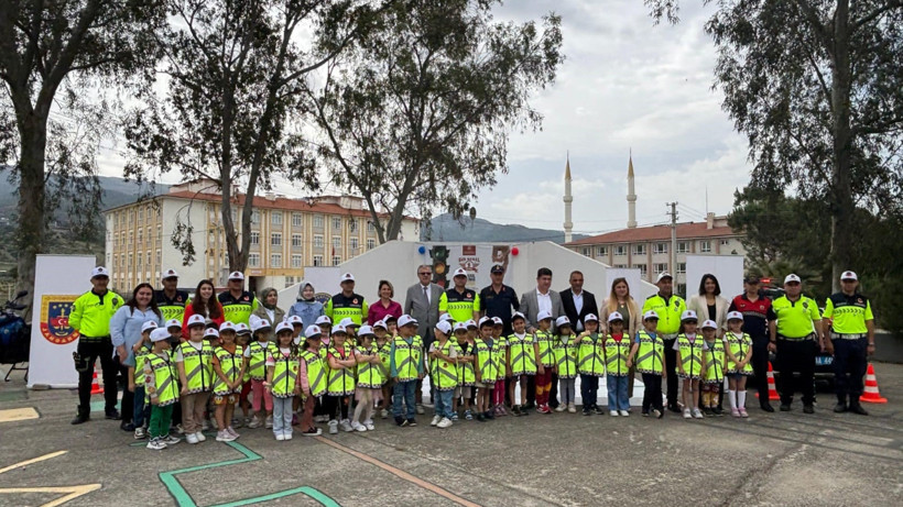 Çine’de Anaokulu Öğrencilerine Trafik Eğitimi
