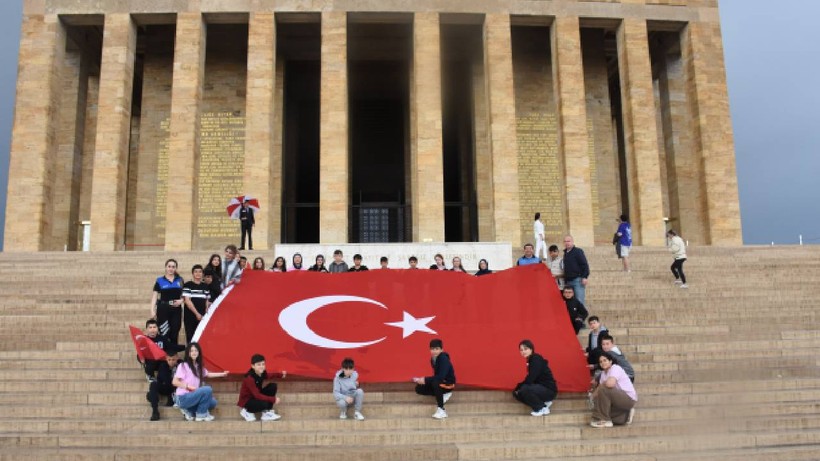 Kastamonulu Öğrenciler Anıtkabir’i Ziyaret Etti