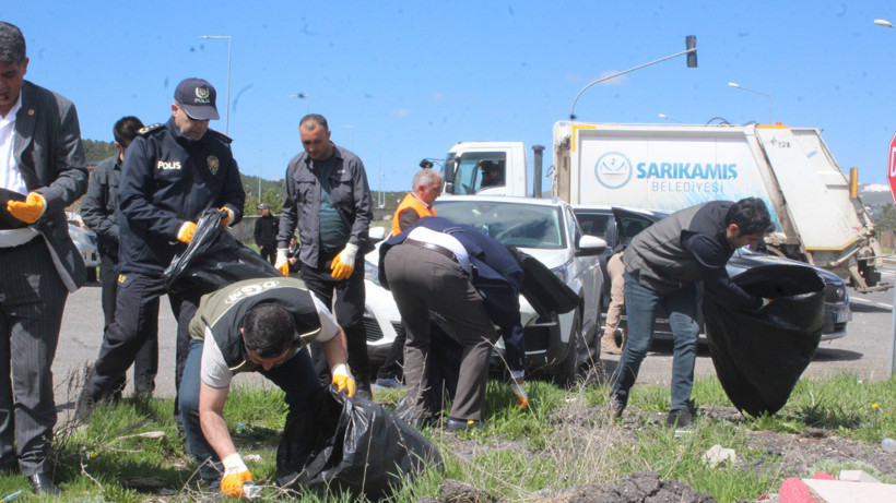 Sarıkamış’ta 'Orman Benim' Etkinliği: Doğa İçin El Ele Verildi