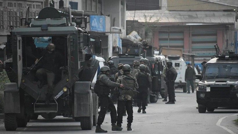Hindistan ve Pakistan Ateşkes İlan Etti
