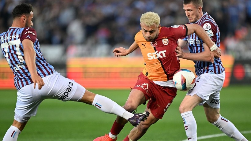 Trabzon'da Son Düdük Çaldı: Galatasaray 3 Puanı 2 Golle Aldı