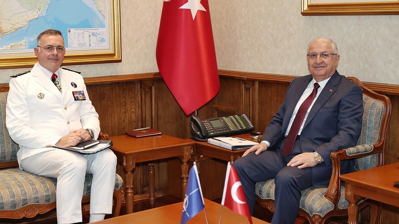 Bakan Güler, NATO Müttefik Dönüşüm Yüksek Komutanı Vandier'i ile Görüştü