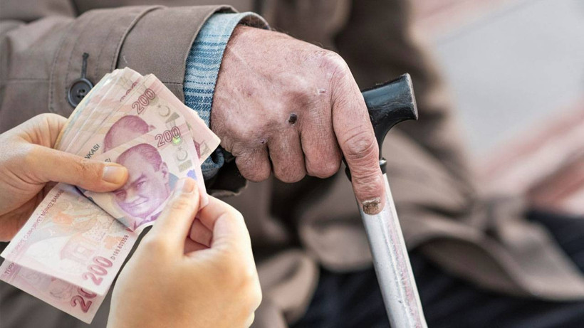 Emekliliği Bir Günle Kaçıranlar Dikkat! Düzenleme Yapılacak mı? SGK Uzmanı 'Sayıları Çığ Gibi Büyüdü' Diyerek Tarih Verdi