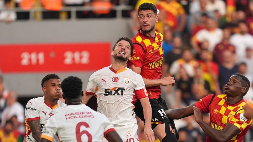 Şampiyon, İkinci Yarıda Kükredi: Galatasaray, İzmir’de Göztepe’yi Devirdi!