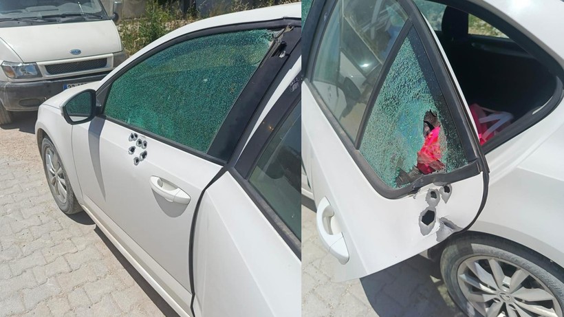 Park Halinde Araca Kurşun Yağmuru