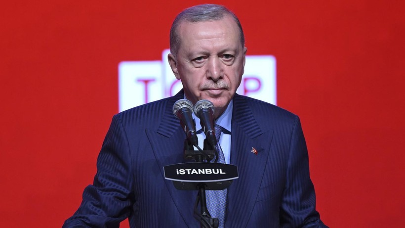 Cumhurbaşkanı Erdoğan'dan Kritik Mesajlar: Ülkemiz Önünde Yeni Bir Sayfa Açılacak