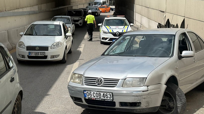 Ankara'da Feci Kaza, 2 Kişi Hastanelik Oldu