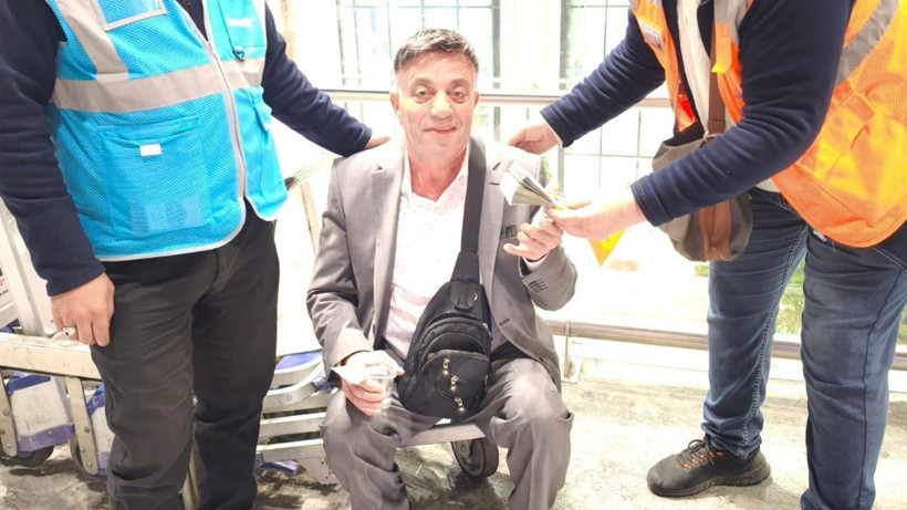 İstanbul Havalimanı’nda Bulunan 10 Bin Dolar Sahibine Teslim Edildi