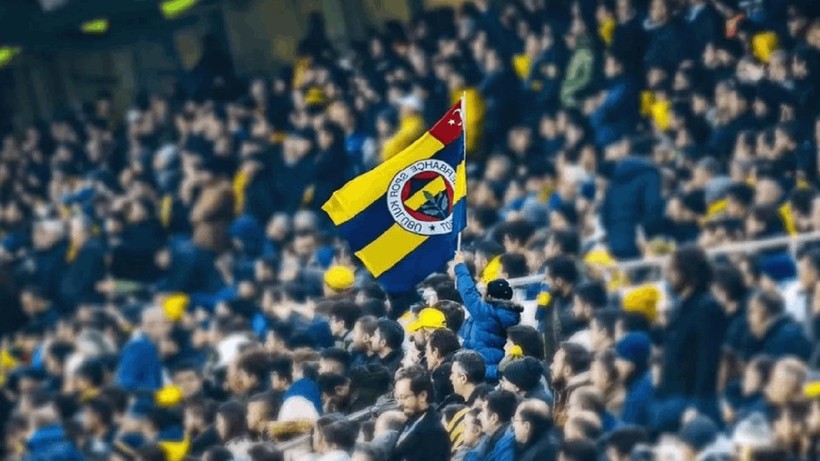 Fenerbahçe'de Bir Yıldız Daha Kaydı: TFF'ye Bildirildi