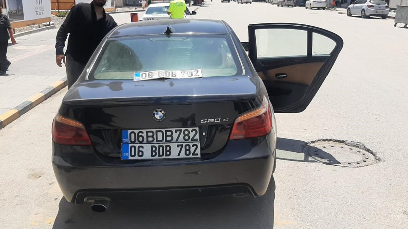 Plakası Gözükmesin Diye Her Şeyi Yaptı, Cezadan Kaçamadı