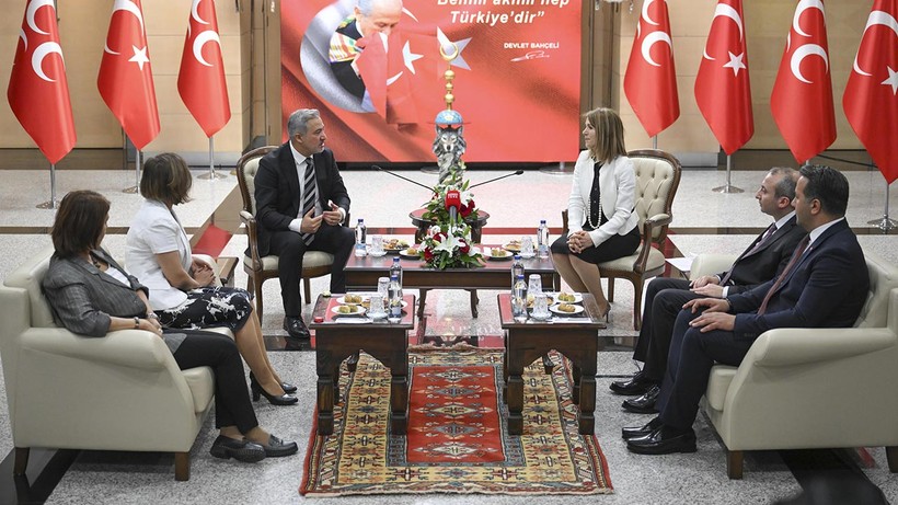 DEM Parti ve MHP'nin Bayramlaşma Ziyaretinde 'Terörsüz Türkiye' Mesajı