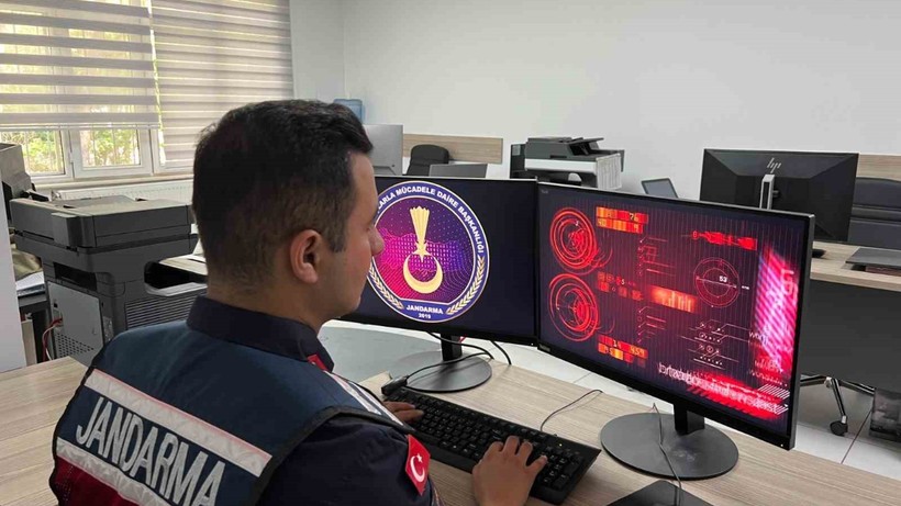 24 Kişiyi 1 Milyon 83 Bin Lira Dolandırdıran 32 Şüpheli Kıskıvrak Yakalandı