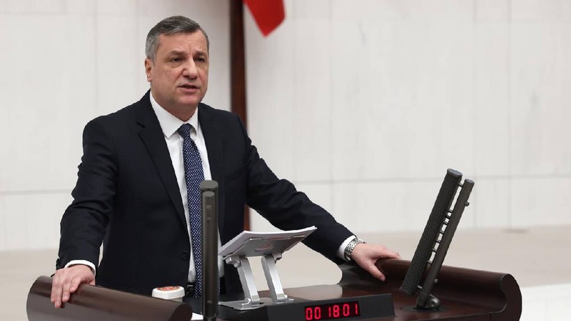 CHP'li Ceylan'dan Şok İddia: Valilik "Çakar Ruhsatı"nı Kiraya mı Verdi?