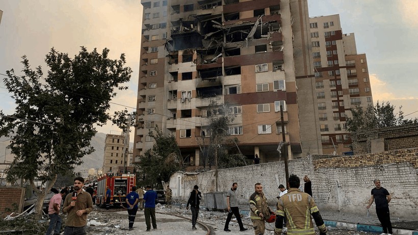 İsrail İran'ı Vurdu, Dünyadan Tepkiler Peş Peşe Geldi