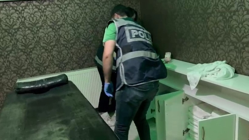 Masaj Salonlarına 'Fuhuş' Operasyonu! Çok Sayıda Gözaltı Var