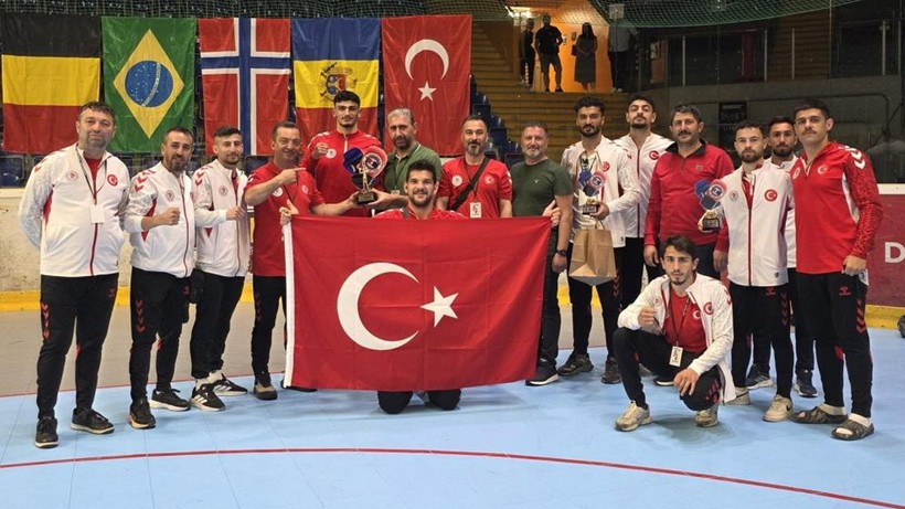 Milli Boksörler Çekya'dan 3 Madalyayla Döndü