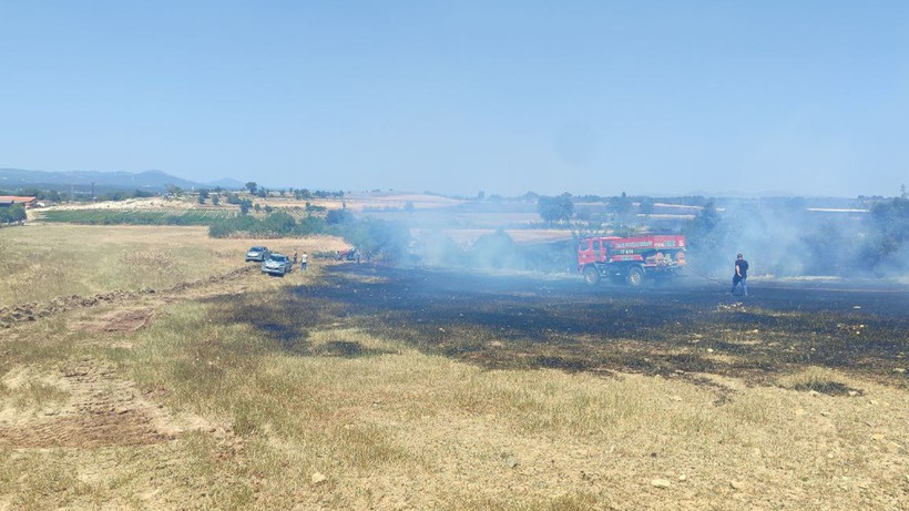 Çanakkale'de Korkutan Yangın Kontrol Altına Alındı