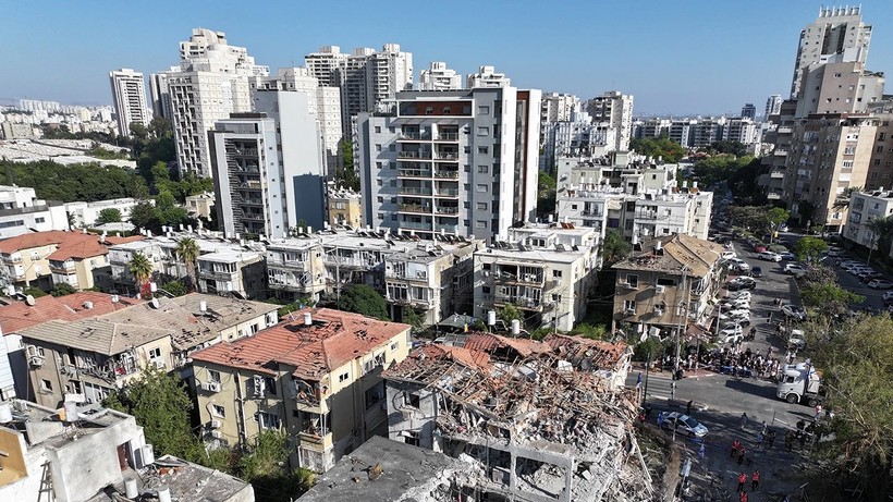 İngiltere'den Flaş Hamle! Hepsini Tahliye Edecek