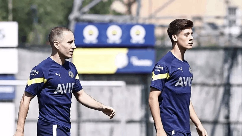 Milli Yıldız Fenerbahçe'ye Döndü