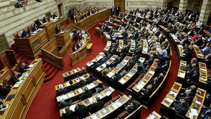 Yunanistan'da Yolsuzluk Soruşturması: Yeni Kabine Üyeleri Göreve Başladı