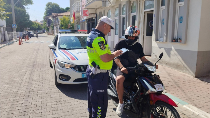 Kırklareli’nde Jandarma Denetiminde 221 Sürücüye Ceza