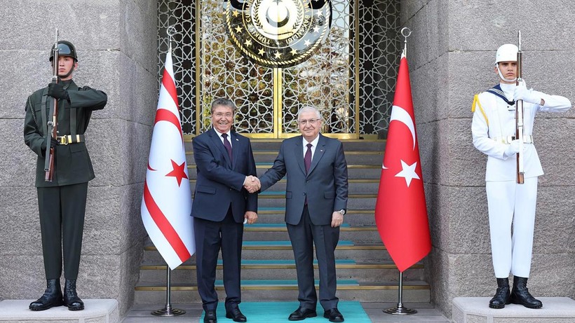 Bakan Güler, KKTC Başbakanı Üstel İle Görüştü