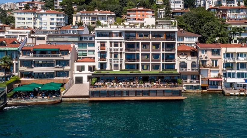 Boğaz’ın Gözde Noktasında Büyük Gerginlik! Ünlü Otel İçin Yıkım Kararı Çıktı