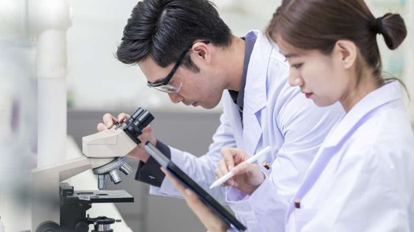 Japon Bilim İnsanlarından Şaşırtan Araştırma: Cilt Yaşlanmasına Karşı Koyuyor, Geni Aktifleştiriyor