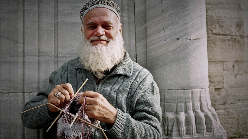 Örgü Örmede Babaannesine Taş Çıkartan Erkekler İşte Bu Burçlardan Çıkıyor