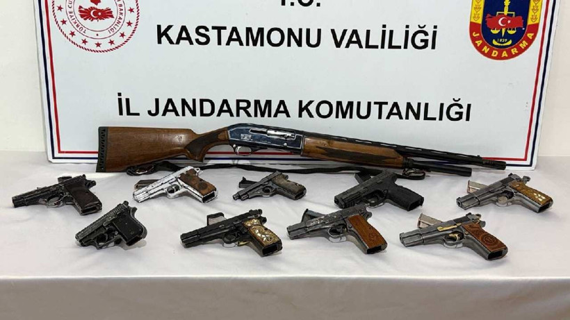 Kastamonu’da 10 Adet Silah Ele Geçirildi, 1 Gözaltı