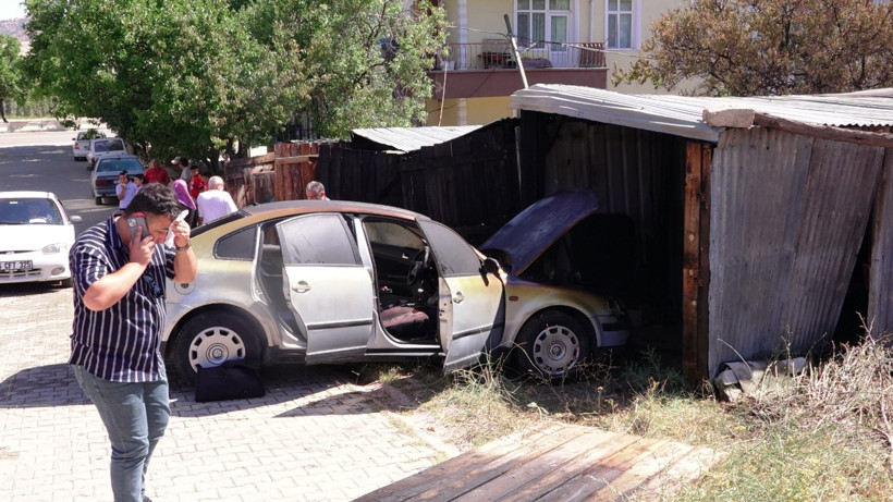 Kırıkkale'de Otluk Alanda Yangın Paniği