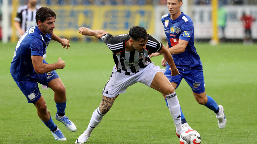 Beşiktaş'tan Yeni Sezonda Galibiyet: St. Pölten'i 2-0 Mağlup Etti