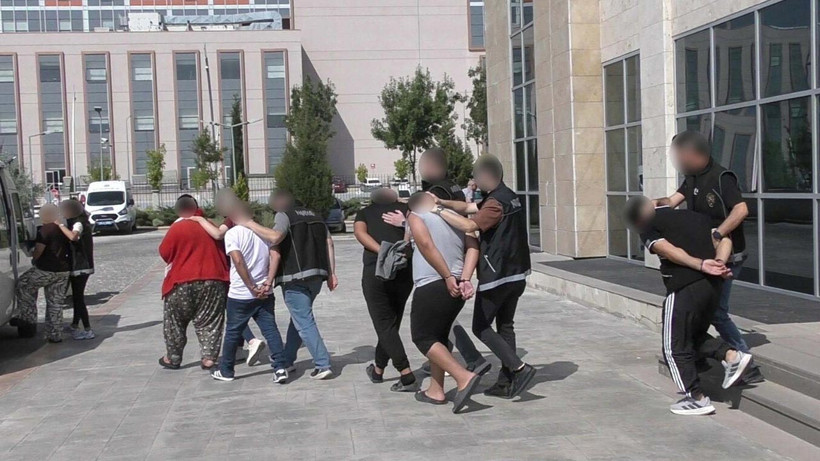 Uşak’ta Uyuşturucu Operasyonu! 5 Tutuklama
