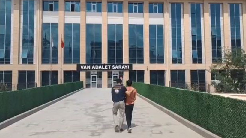 Van'da 2 Göçmen Kaçakçısı Tutuklandı