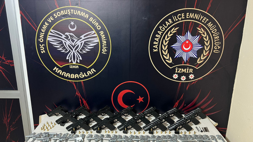 Silah Kaçakçılığı Operasyonunda Baba ve 2 Oğluna Baskın