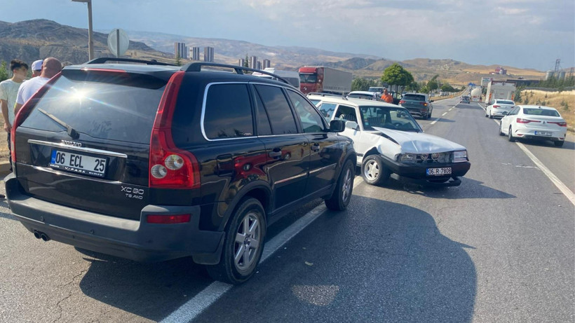 Kırıkkale’de Zincirleme Kaza! Yaralılar Hastaneye Kaldırıldı