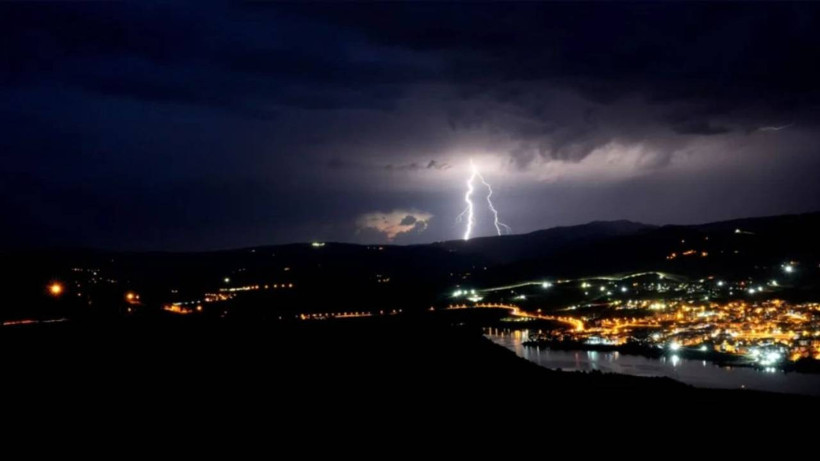 Tunceli'de Yıldırım Faciası: 200 Koyun Öldü