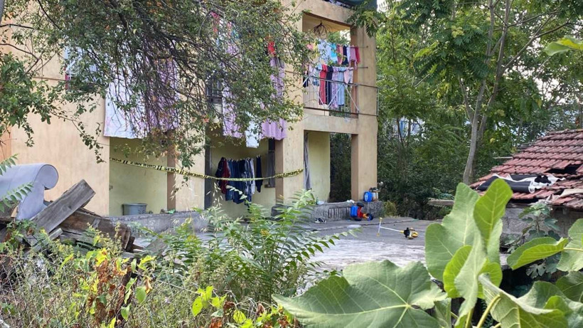 Evli Olduğu Erkeği Tüfekle Vurdu