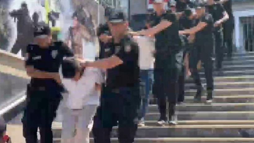 İstanbul’da Suç Örgütlerine Operasyon: 27 Kişi Tutuklandı