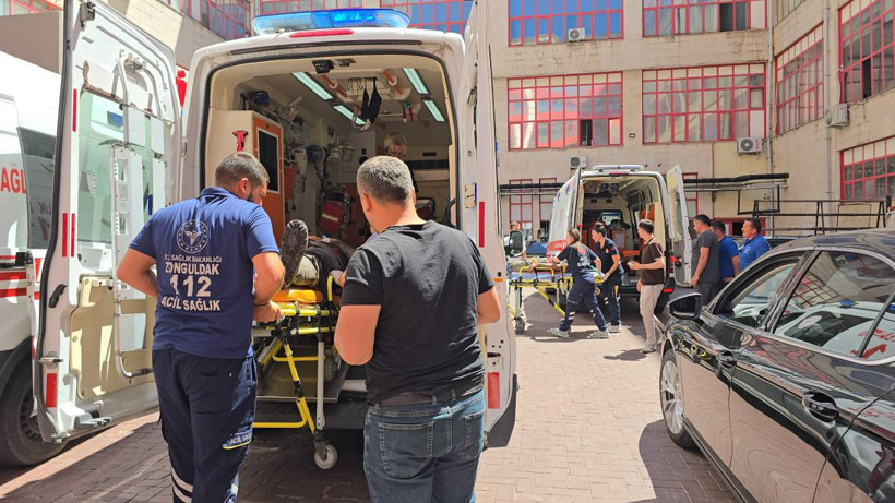 Facia Ucuz Atlatıldı! 5 Maden İşçisi Hastaneye Kaldırıldı