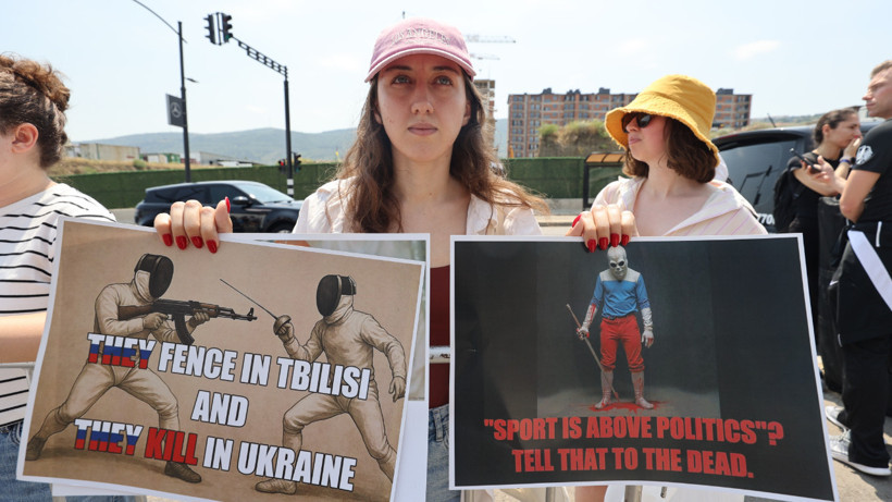 Gürcistan'daki Şampiyonada Rus Sporculara Protesto