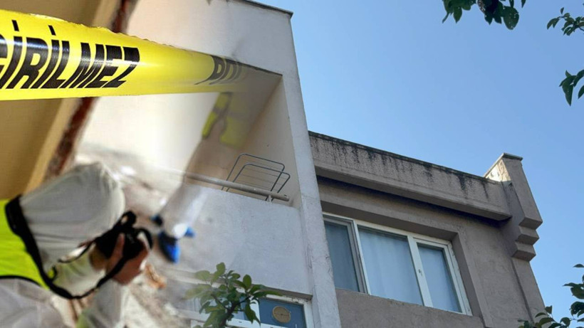 Kocaeli'de Dehşet! 4 Yaşındaki Çocuğunu Yastıkla Boğdu, Saatlerce Yanında Bekledi