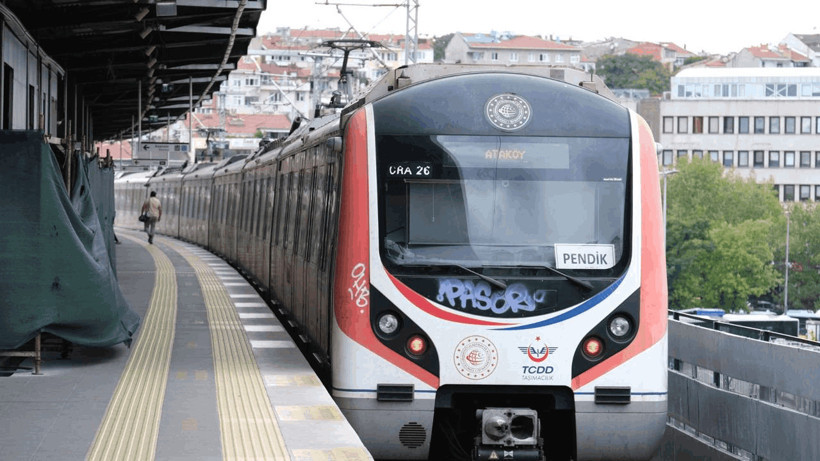 Marmaray'da 2 Saat Arayla 2 İntihar!