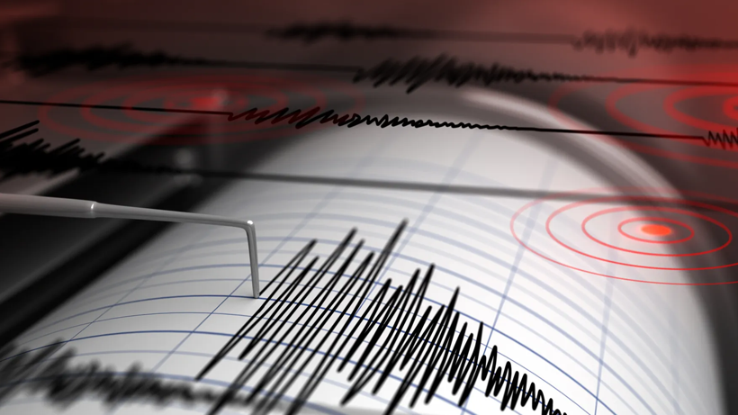 Balıkesir'de Bir Dakika Arayla İki Deprem