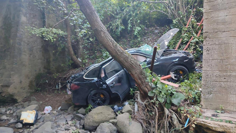 Samsun’da Feci Kaza! Otomobil Köprüden Uçtu, Bir Çocuk Hayatını Kaybetti