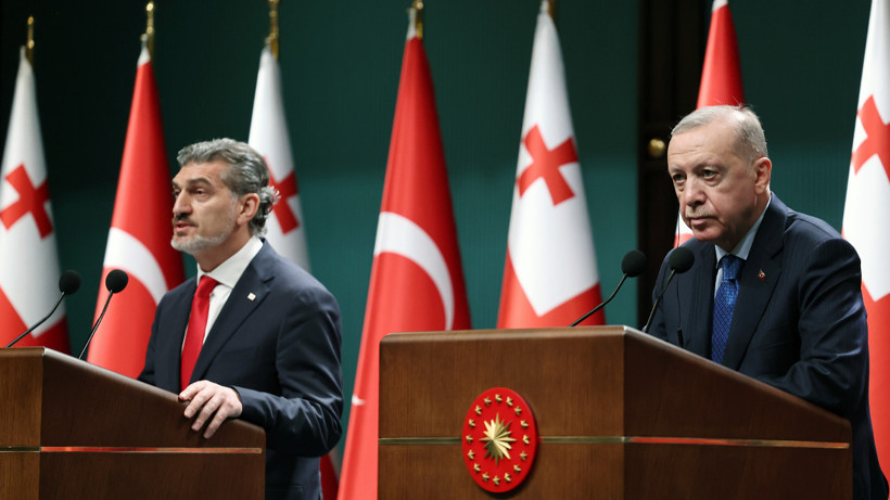 Cumhurbaşkanı Erdoğan'dan Gürcistan Zirvesinde 'Ortaklık' Mesajı