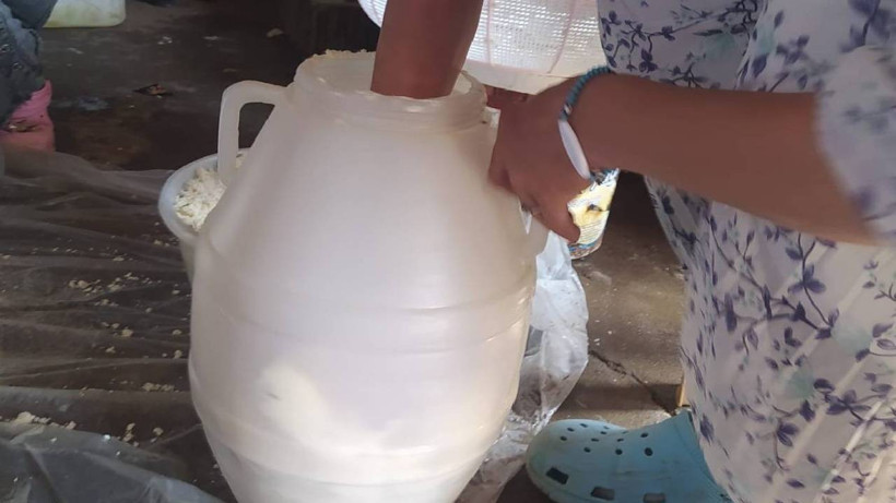 Kuma Gömülüyor, Külün İçinde 3 Yıl Saklanıyor: Asırlık Lezzetin Kilosu Tam 300 TL'den Satılıyor