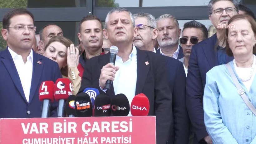 Özel'den Sındırgı'da 'Deprem' Uyarısı: 'Esas Artçı Şok Ekonomide ve Göç Dalgasında Yaşanacak'